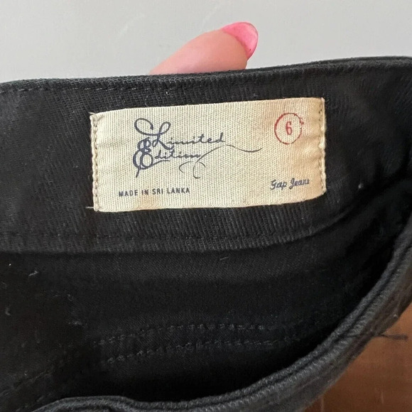 GAP Womens Limited Edition Black Jeans Straight Leg Sz 6 Cotton Spandex Bow - Picture 3 of 8